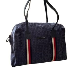 Tommy Hilfiger Weekend Duffle Bag